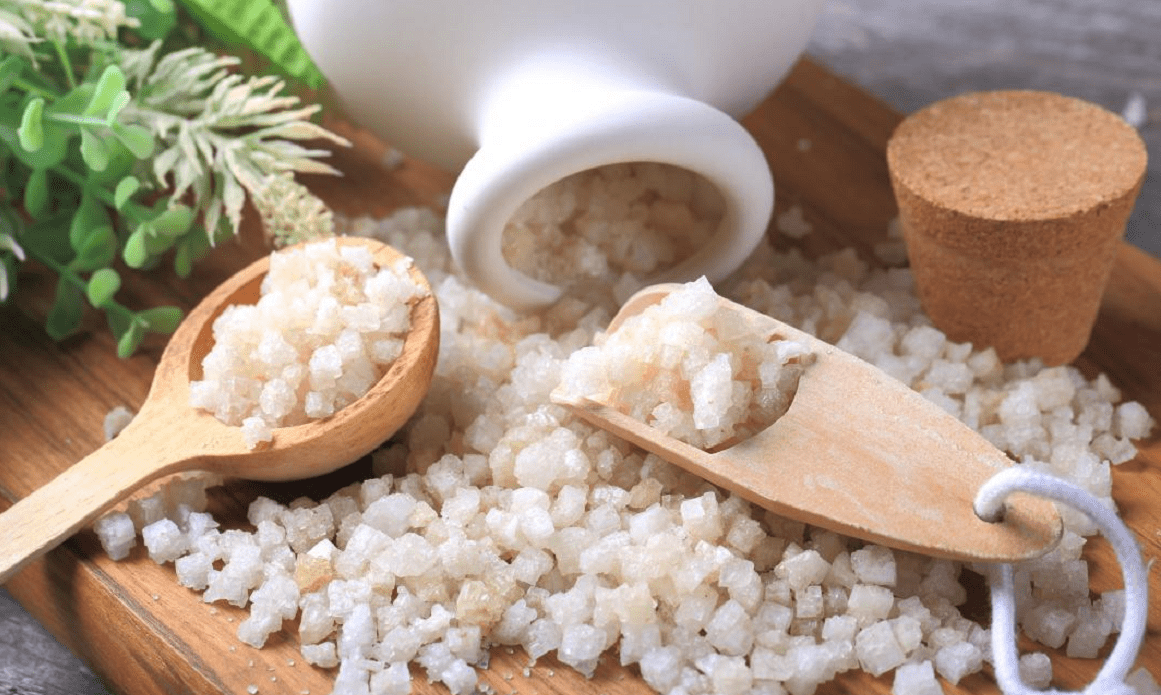 benefits-of-epsom-salt-use-to-flush-toxins-and-other-many-uses